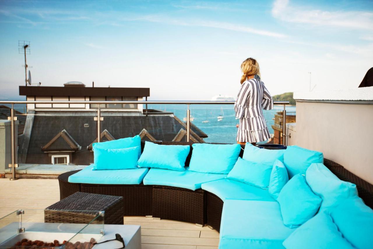Seafarer'S View - 6 Bedroom Townhouse In Cowes, Parking & Seaviews. Cowes  Eksteriør billede