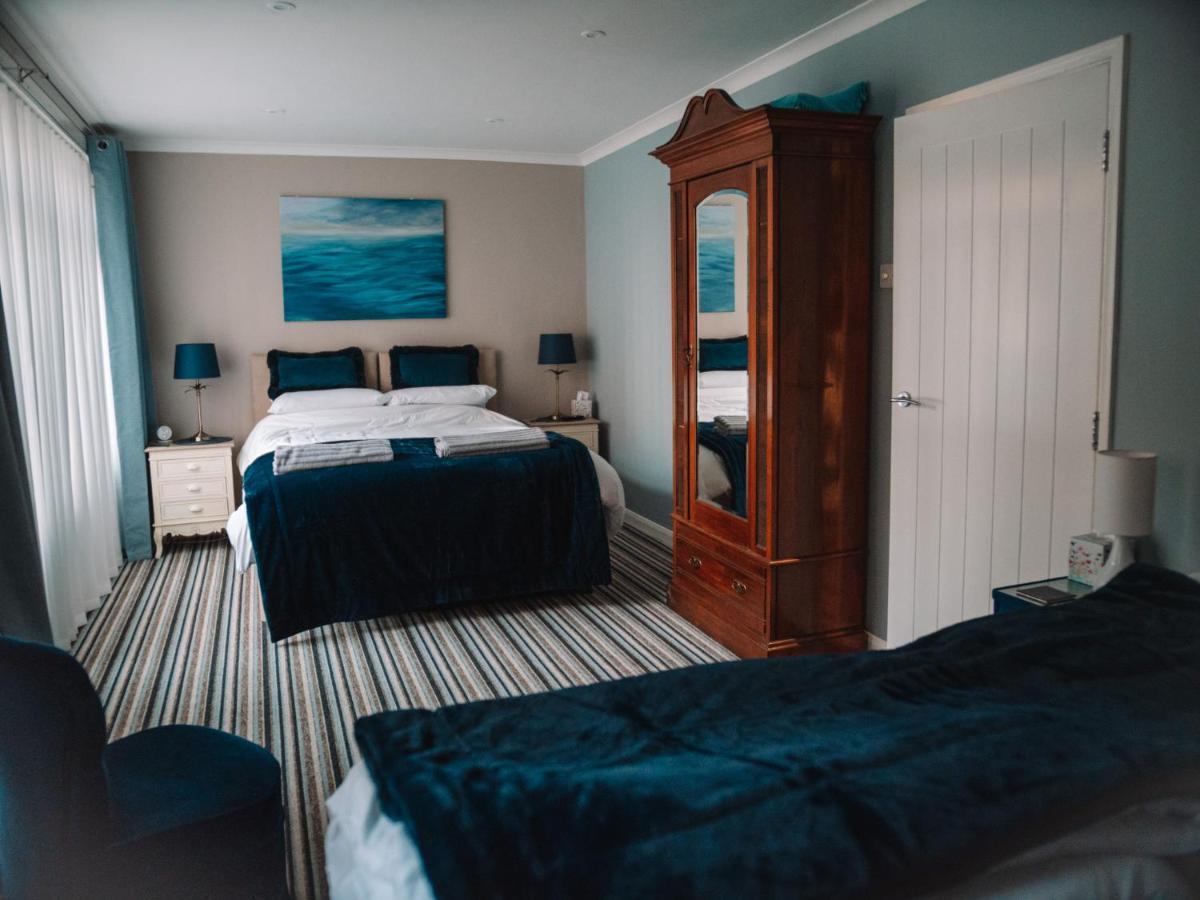 Seafarer'S View - 6 Bedroom Townhouse In Cowes, Parking & Seaviews. Cowes  Eksteriør billede