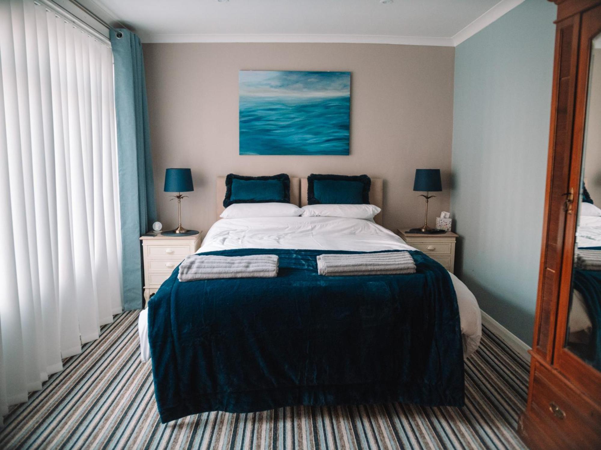 Seafarer'S View - 6 Bedroom Townhouse In Cowes, Parking & Seaviews. Cowes  Eksteriør billede